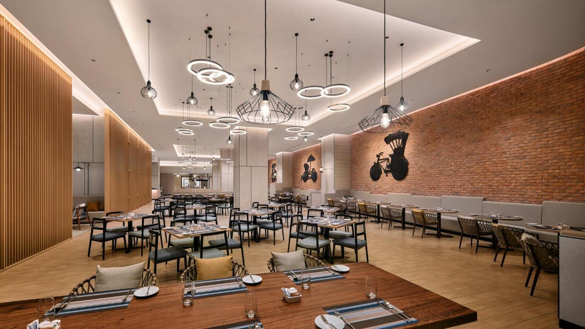 Holiday Inn & Suites Penang Prai By Ihg Bukit Mertajam Extérieur photo