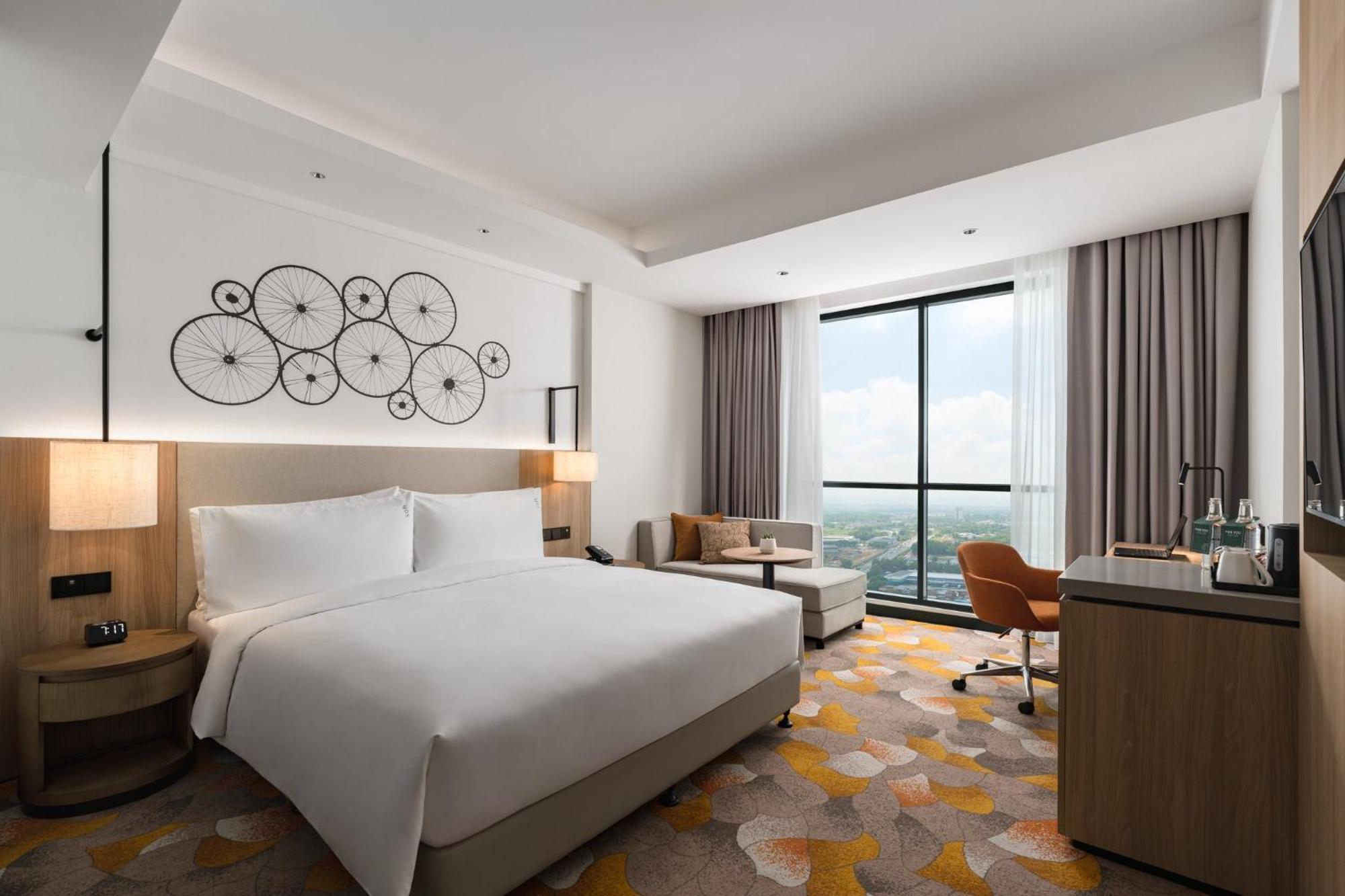 Holiday Inn & Suites Penang Prai By Ihg Bukit Mertajam Extérieur photo