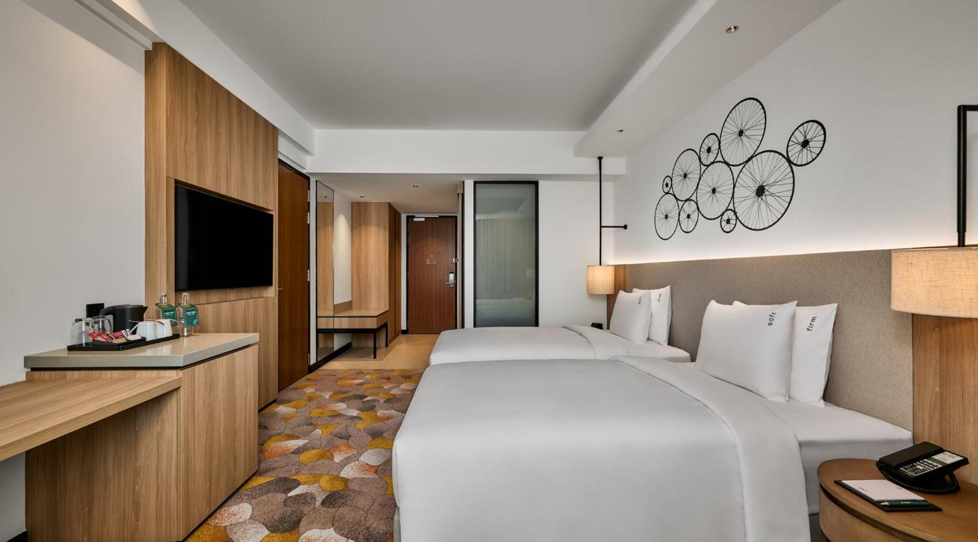 Holiday Inn & Suites Penang Prai By Ihg Bukit Mertajam Extérieur photo